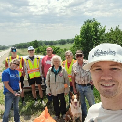 Fairbury Rotary trash pickup - partnering with Fairbury wrestlers
