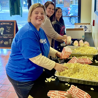Bagging popcorn for Trunk or Treat
